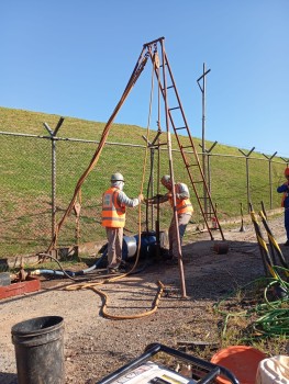 Sondagem de Solo a Percussão Sondagem de Solo a Percussão